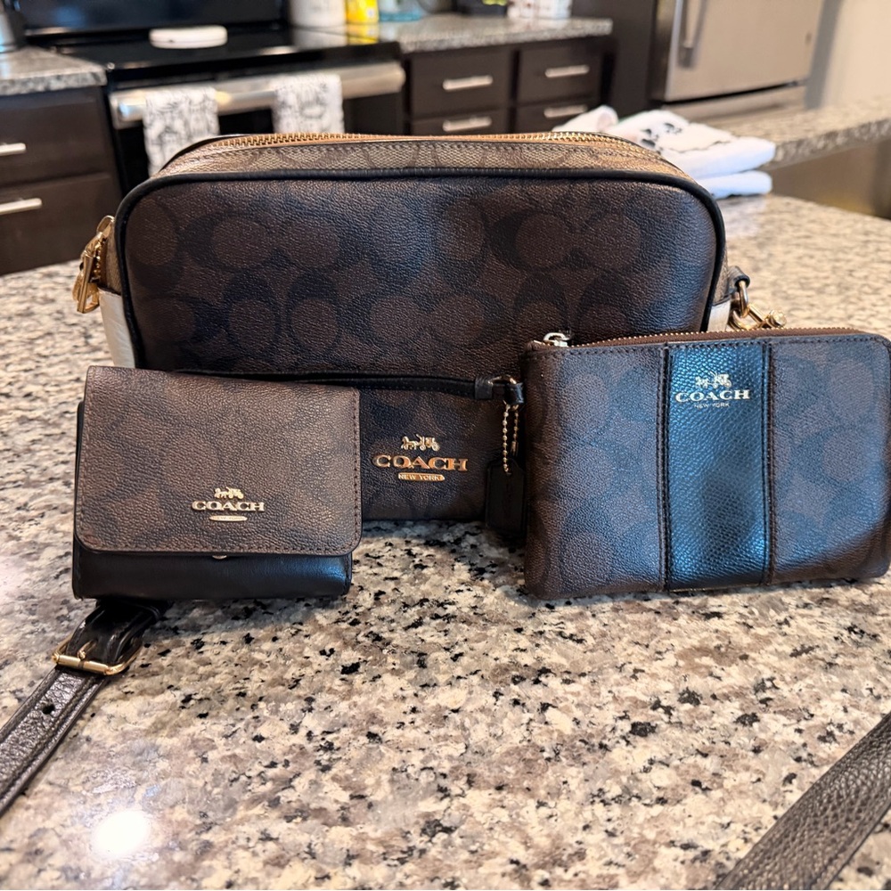 Coach Black and Brown Men's Toiletry Bag Set
